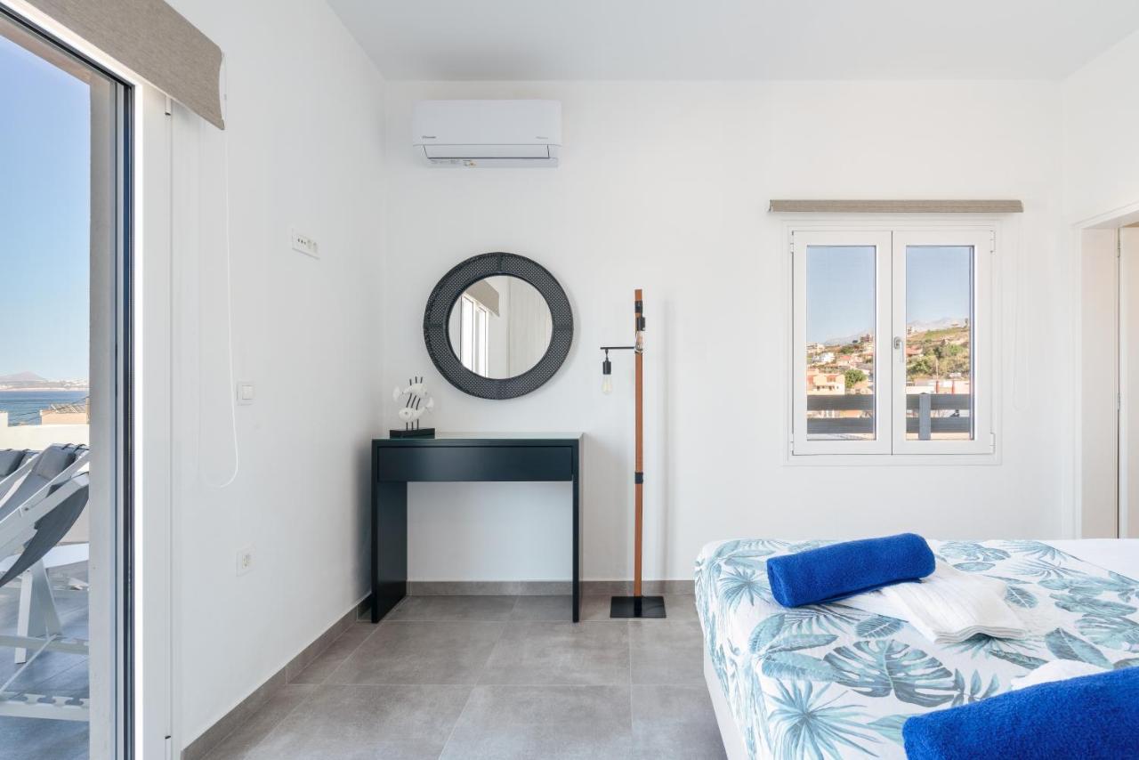 Mira Sea View Residence Chania  Bagian luar foto