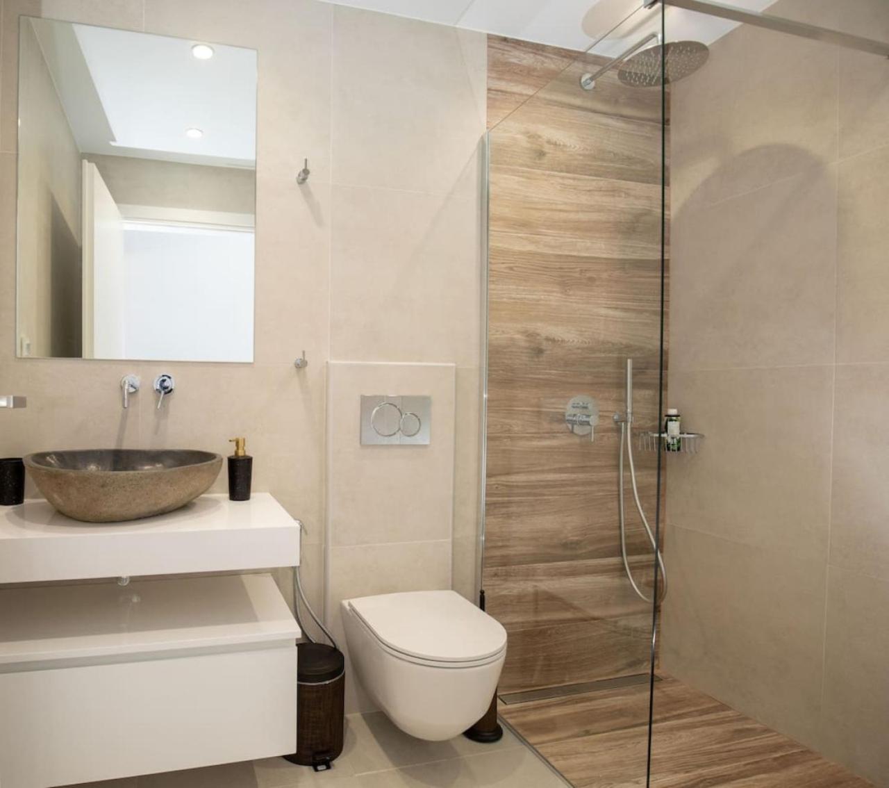 Mira Sea View Residence Chania  Bagian luar foto