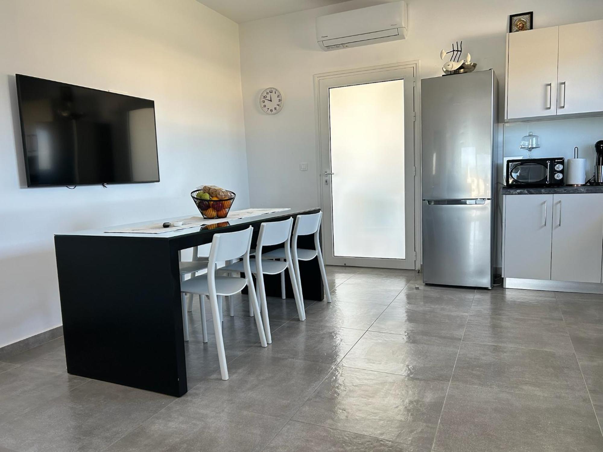 Mira Sea View Residence Chania  Bagian luar foto