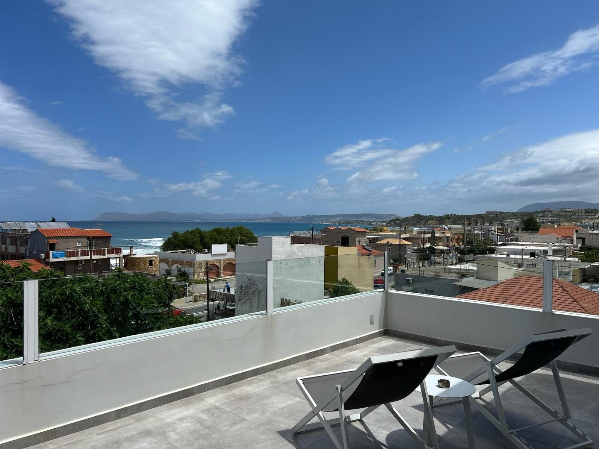 Mira Sea View Residence Chania  Bagian luar foto